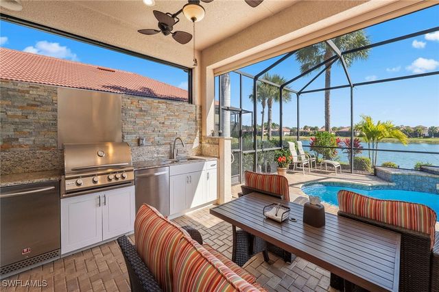 1402 Redona WAY, Naples, FL 34113