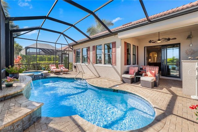 1402 Redona WAY, Naples, FL 34113