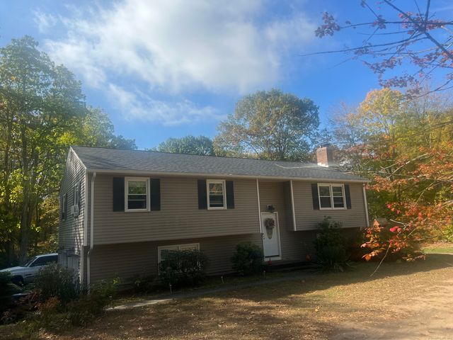 18 Mahoney Road, East Windsor, CT 06088