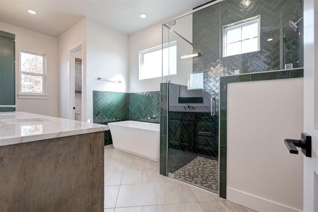 8001 Amber Ridge Drive, Edmond, OK 73034