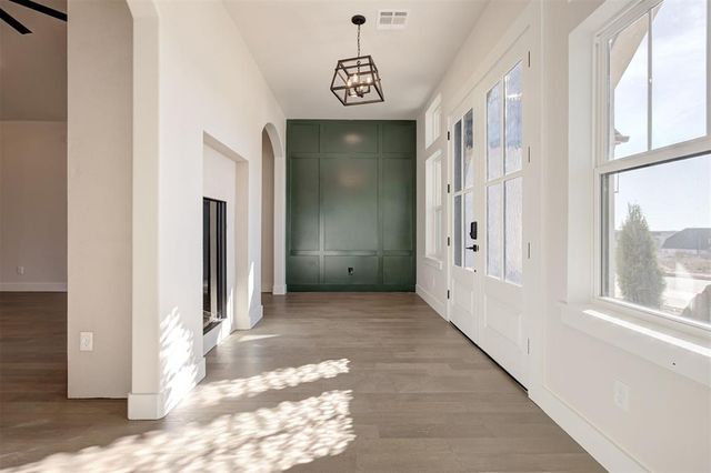 8001 Amber Ridge Drive, Edmond, OK 73034