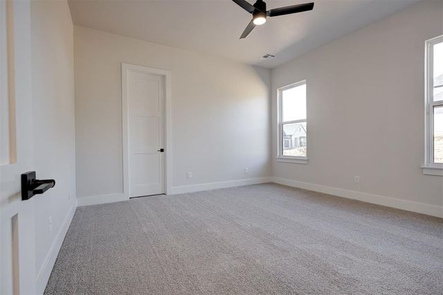 8001 Amber Ridge Drive, Edmond, OK 73034