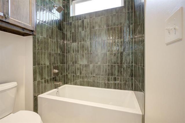 8001 Amber Ridge Drive, Edmond, OK 73034