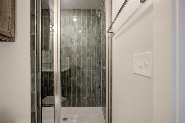 8001 Amber Ridge Drive, Edmond, OK 73034