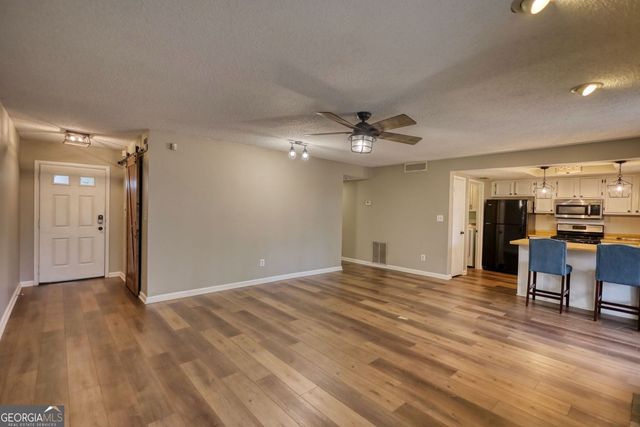 11 Doranne Court SE, Smyrna, GA 30080