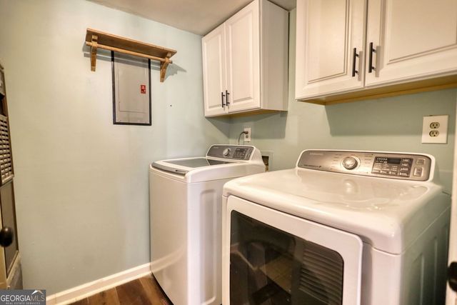 11 Doranne Court SE, Smyrna, GA 30080