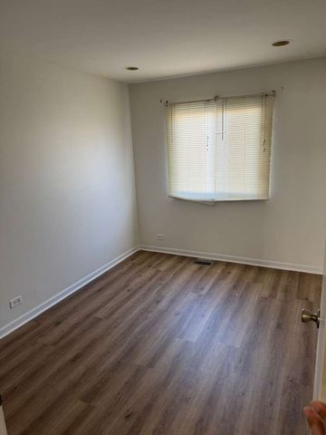 1485 Quaker Lane 116D, Prospect Heights, IL 60070