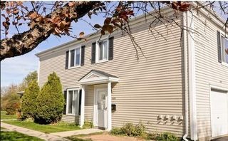 1485 Quaker Lane 116D, Prospect Heights, IL 60070