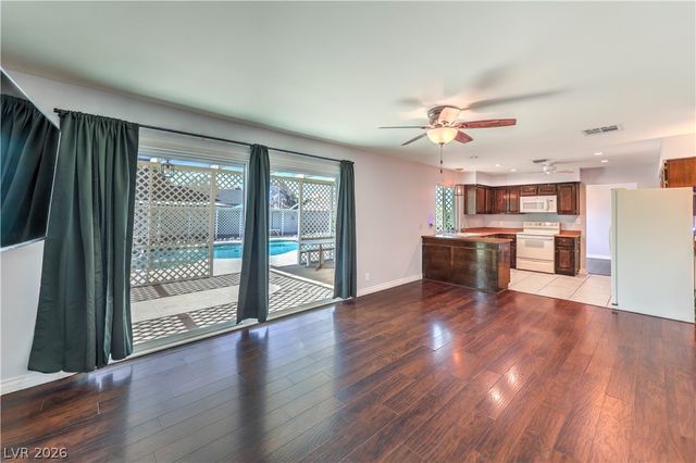 4714 Plata Del Sol Drive, Las Vegas, NV 89121