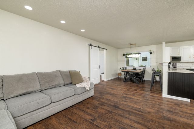 5955 FM 678, Gainesville, TX 76240