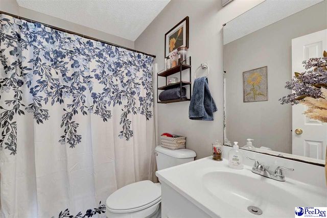 208 Saddle Court, Florence, SC 29505