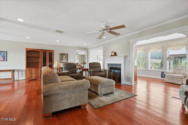 435 Independence Drive, Jefferson City, TN 37760