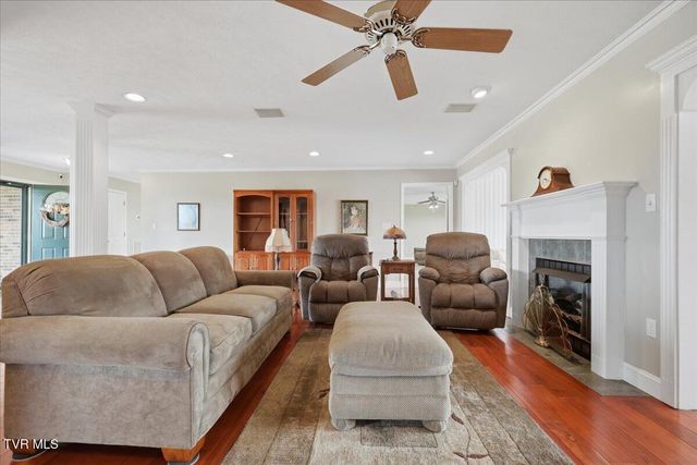 435 Independence Drive, Jefferson City, TN 37760