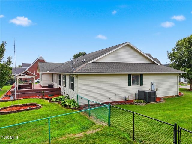 435 Independence Drive, Jefferson City, TN 37760