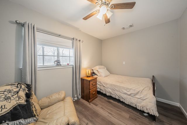 3707 Knob Hill Road, Azle, TX 76020