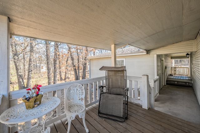 3707 Knob Hill Road, Azle, TX 76020