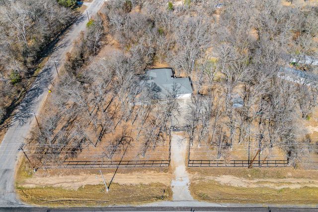 3707 Knob Hill Road, Azle, TX 76020