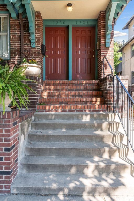 1222 Douglas Avenue, Minneapolis, MN 55403 — photo 3