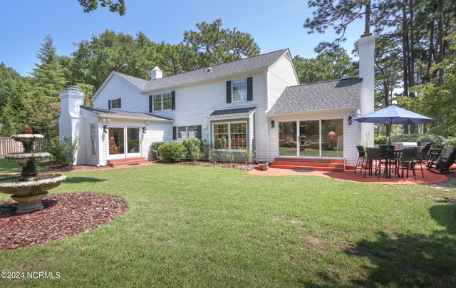 55 Palmetto Road, Pinehurst, NC 28374