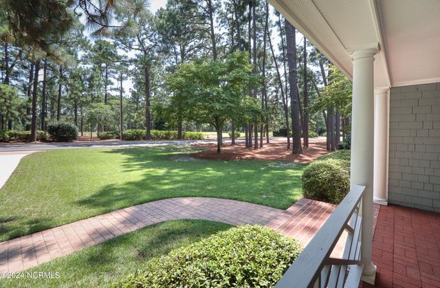 55 Palmetto Road, Pinehurst, NC 28374