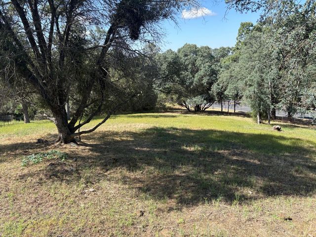 46174 Skyline Ridge Road, Coarsegold, CA 93614