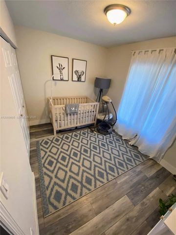 12906 SW 52nd St, Miami, FL 33175