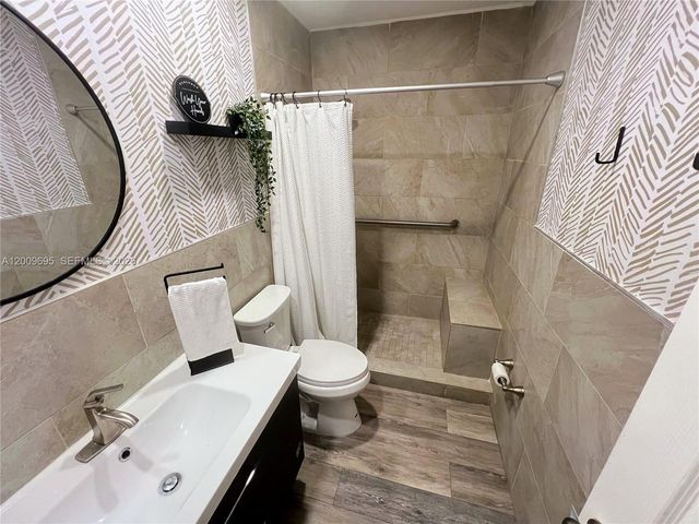 12906 SW 52nd St, Miami, FL 33175