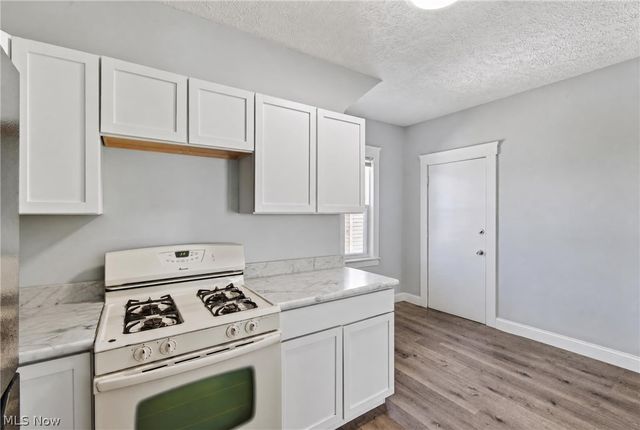 3413 Fulton Road, Cleveland, OH 44109