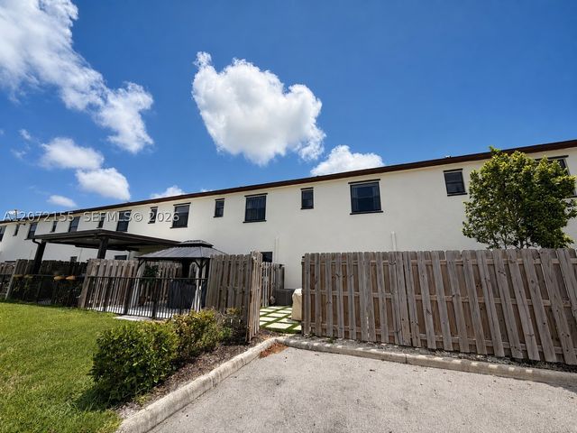 23060 SW 99th Ct 0, Cutler Bay, FL 33190