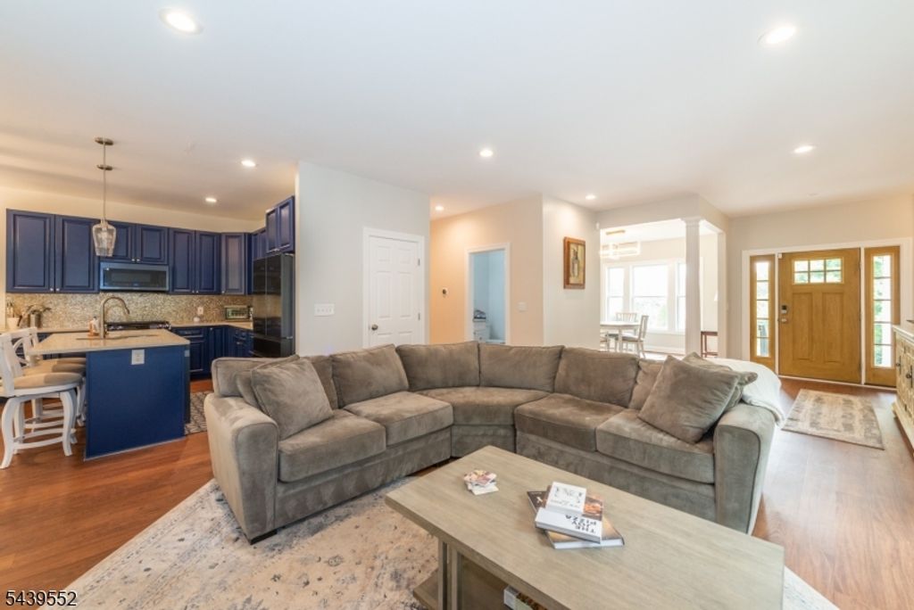 18 Post Oak Ct, Hardyston Twp., NJ 07419 — photo 5