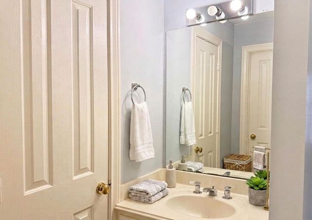 14131 Glasgow Place, Houston, TX 77077