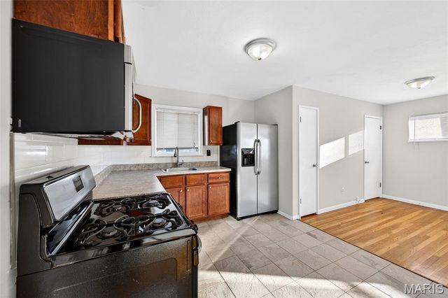 7809 Genesta Street, St Louis, MO 63123