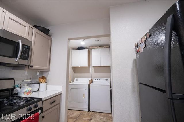 2753 Stargate Street, Las Vegas, NV 89108