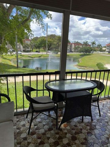 691 S Hollybrook Dr 202, Pembroke Pines, FL 33025