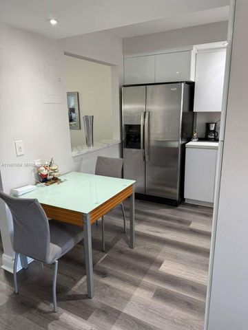 691 S Hollybrook Dr 202, Pembroke Pines, FL 33025