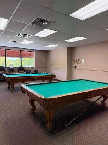 691 S Hollybrook Dr 202, Pembroke Pines, FL 33025