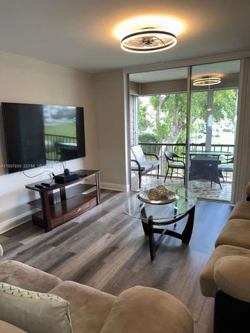691 S Hollybrook Dr 202, Pembroke Pines, FL 33025