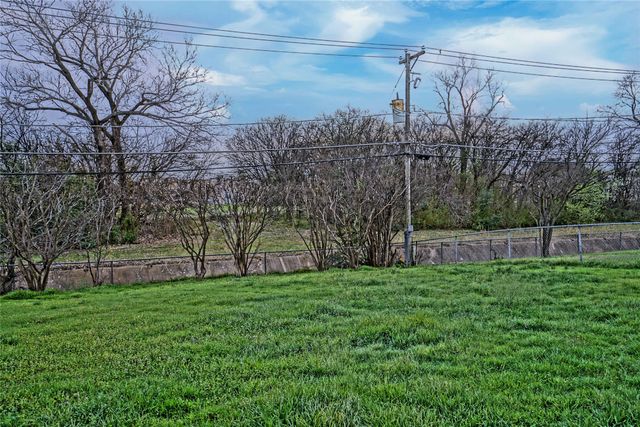 3517 Madrid Drive, Fort Worth, TX 76133