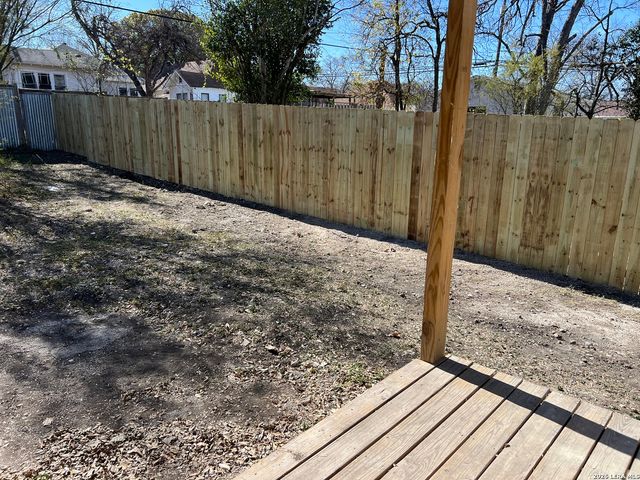 810 Avant Ave, San Antonio, TX 78210