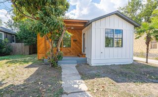 810 Avant Ave, San Antonio, TX 78210