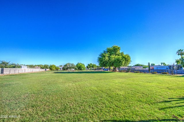 10446 W Encanto Boulevard, Avondale, AZ 85392