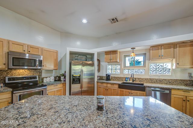 10446 W Encanto Boulevard, Avondale, AZ 85392