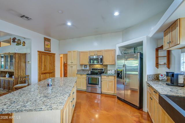 10446 W Encanto Boulevard, Avondale, AZ 85392