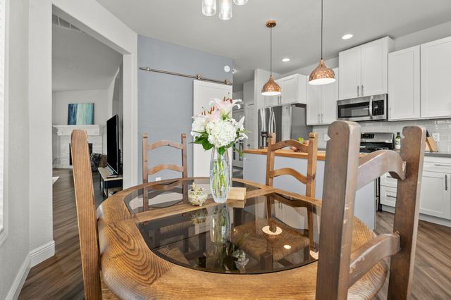464 Magnolia Crossing, League City, TX 77573