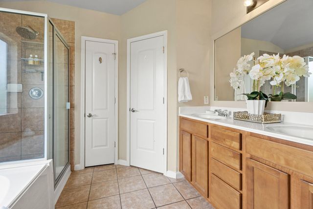 464 Magnolia Crossing, League City, TX 77573