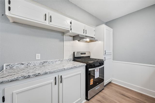 1203 Southmoor Drive, Arlington, TX 76010