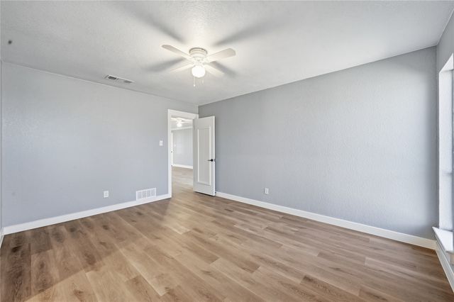 1203 Southmoor Drive, Arlington, TX 76010