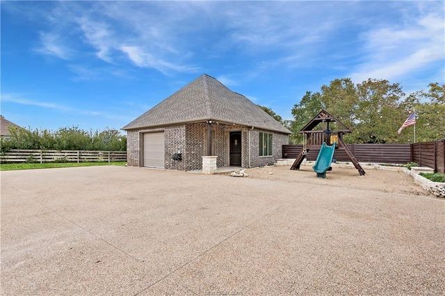 5009 Trumpeter Swan Drive, College Station, TX 77845