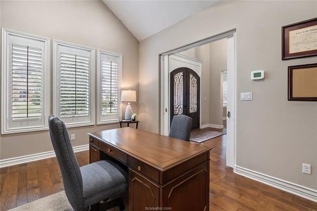 5009 Trumpeter Swan Drive, College Station, TX 77845