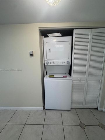 4273 NW 89th Ave 107, Coral Springs, FL 33065